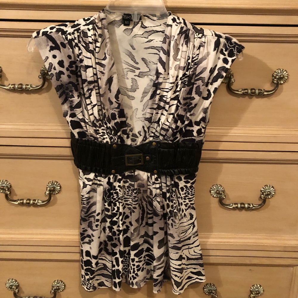 Sky Zebra Tank Top Leather Belt